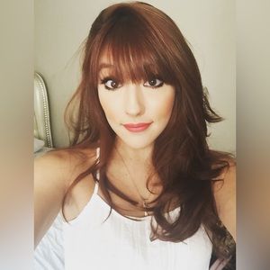 Meet your Posher, Aisha